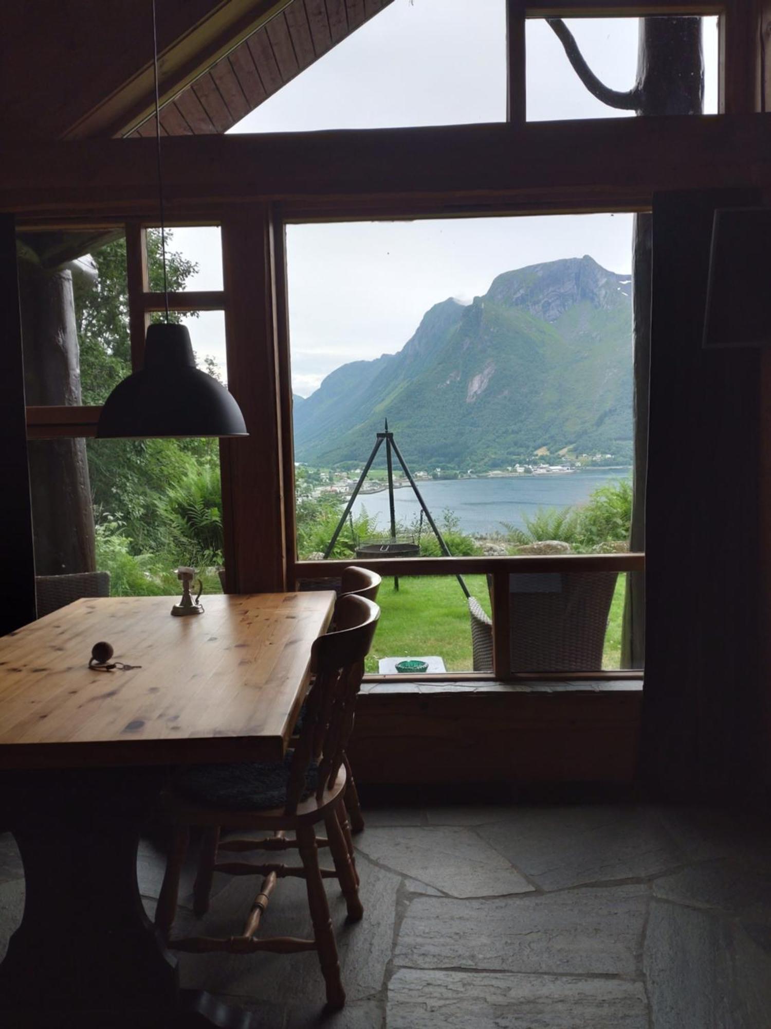 Troll Fjordhytter Syvde Exterior photo
